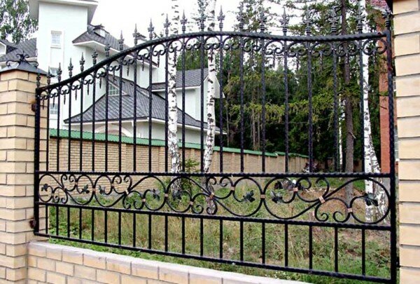Виды забором истоимость